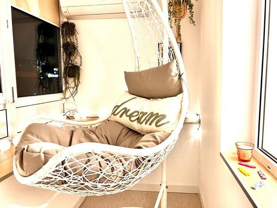 Appartement City View Studio In The Heart Of Bucarest Extérieur photo